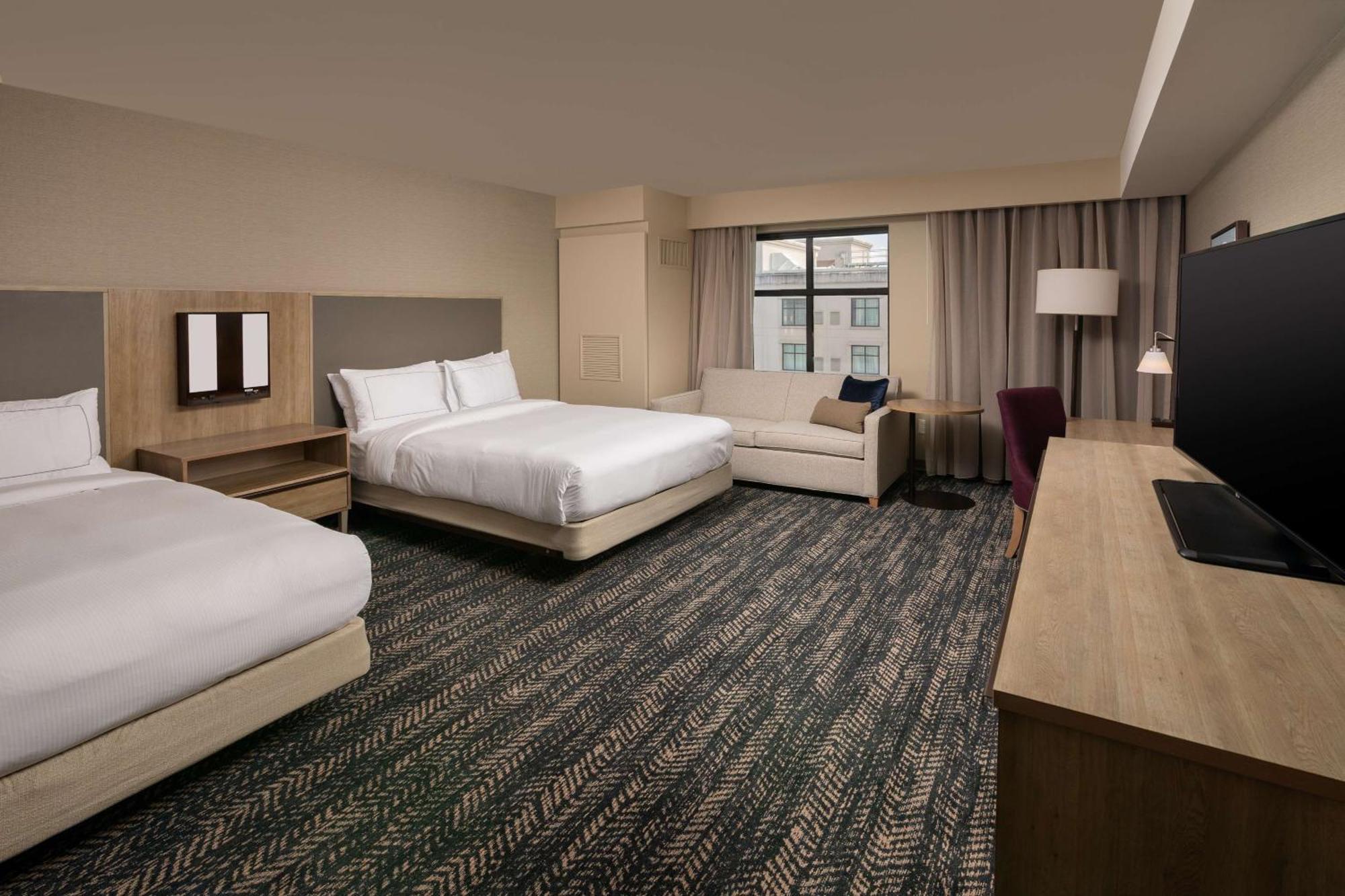 Hilton Asheville Biltmore Park Bagian luar foto