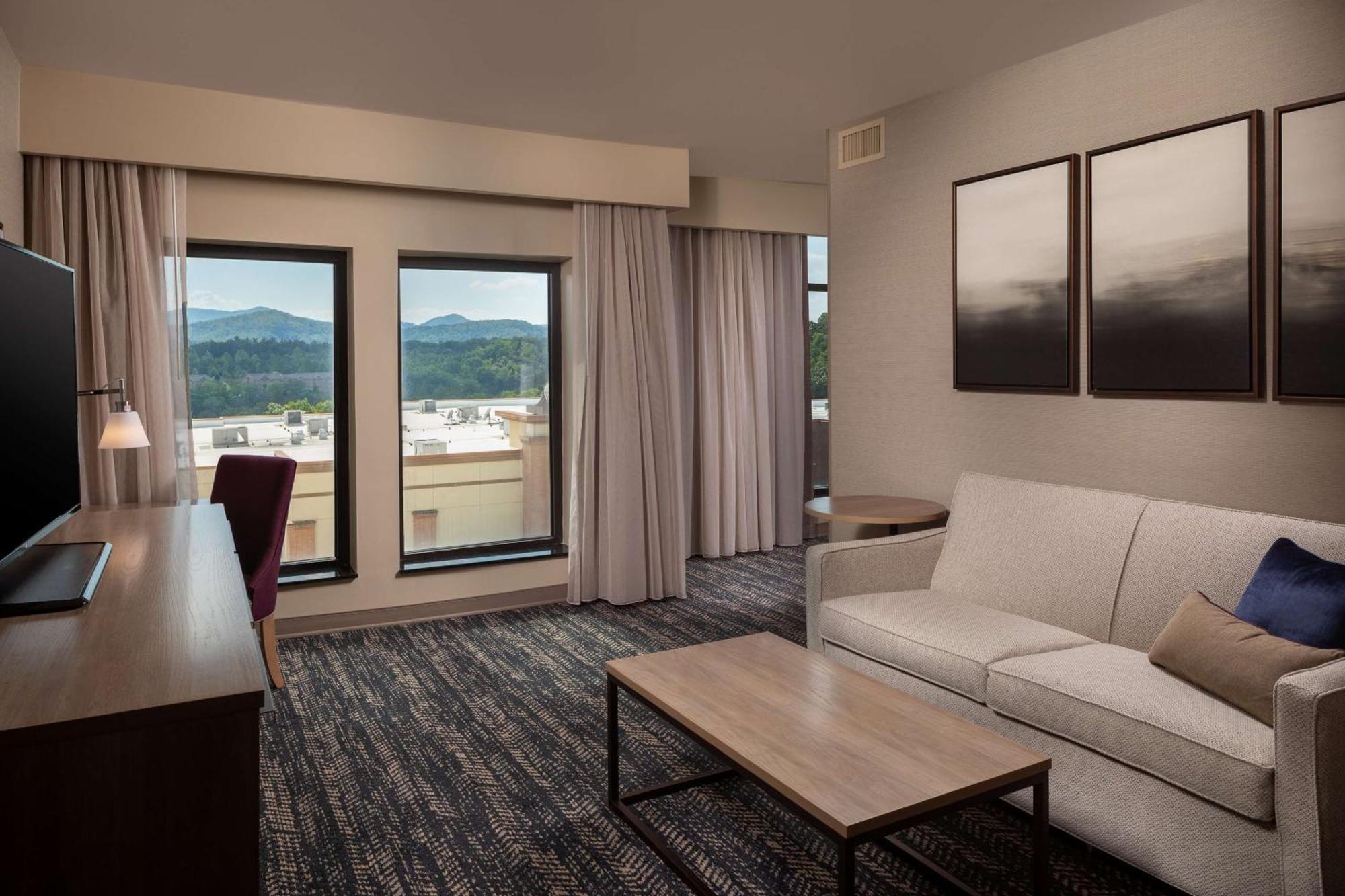 Hilton Asheville Biltmore Park Bagian luar foto