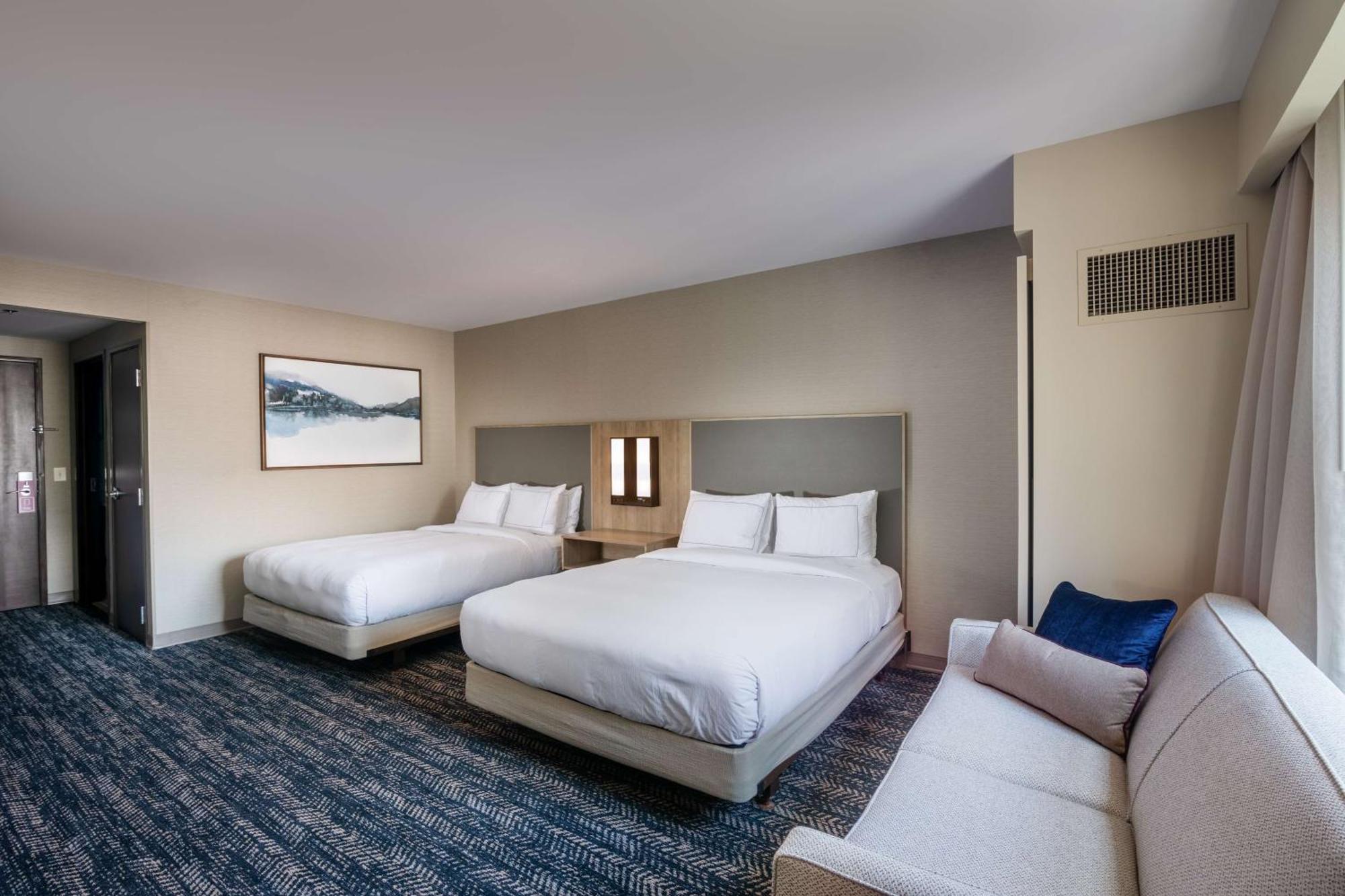 Hilton Asheville Biltmore Park Bagian luar foto