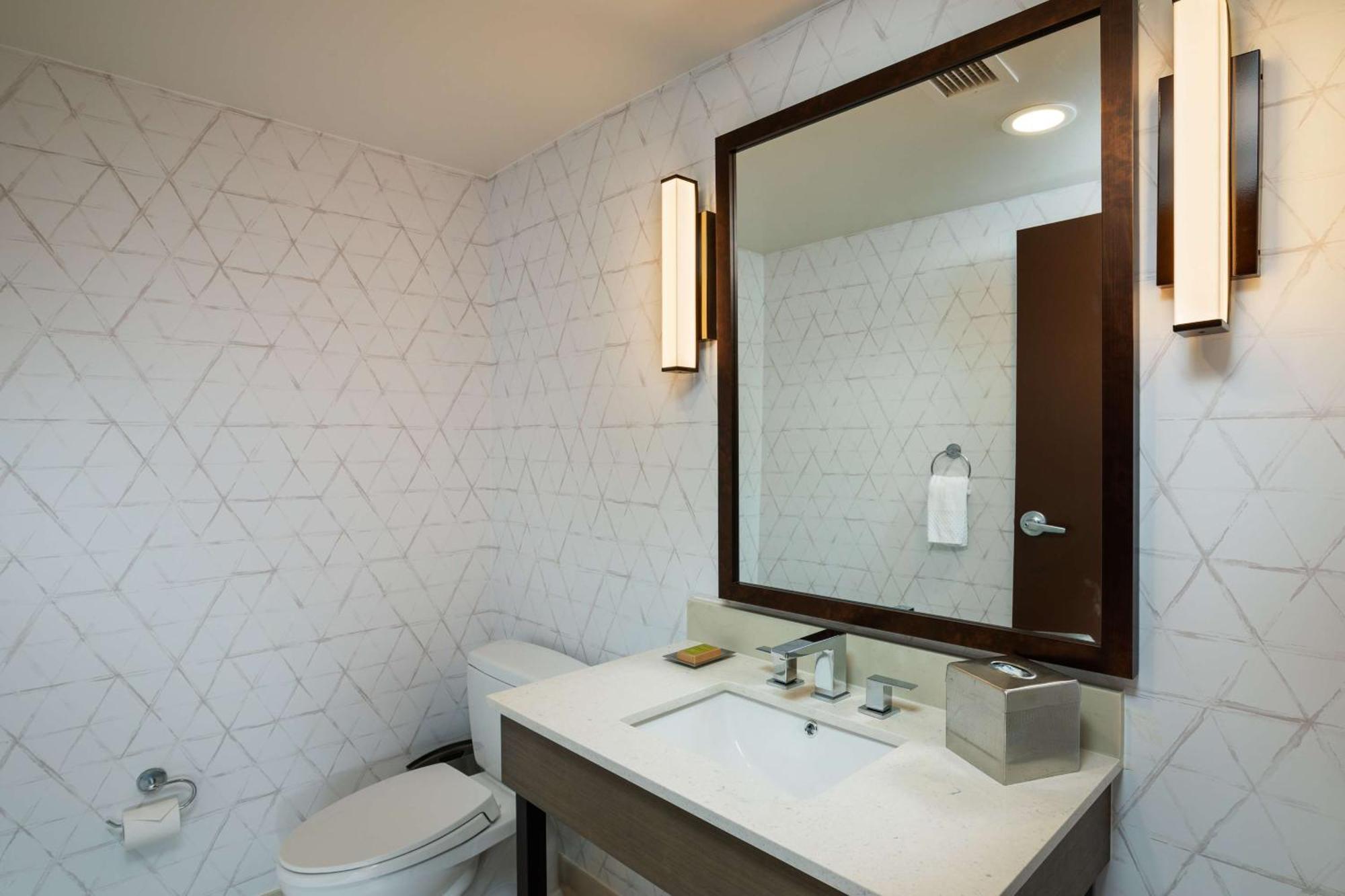 Hilton Asheville Biltmore Park Bagian luar foto