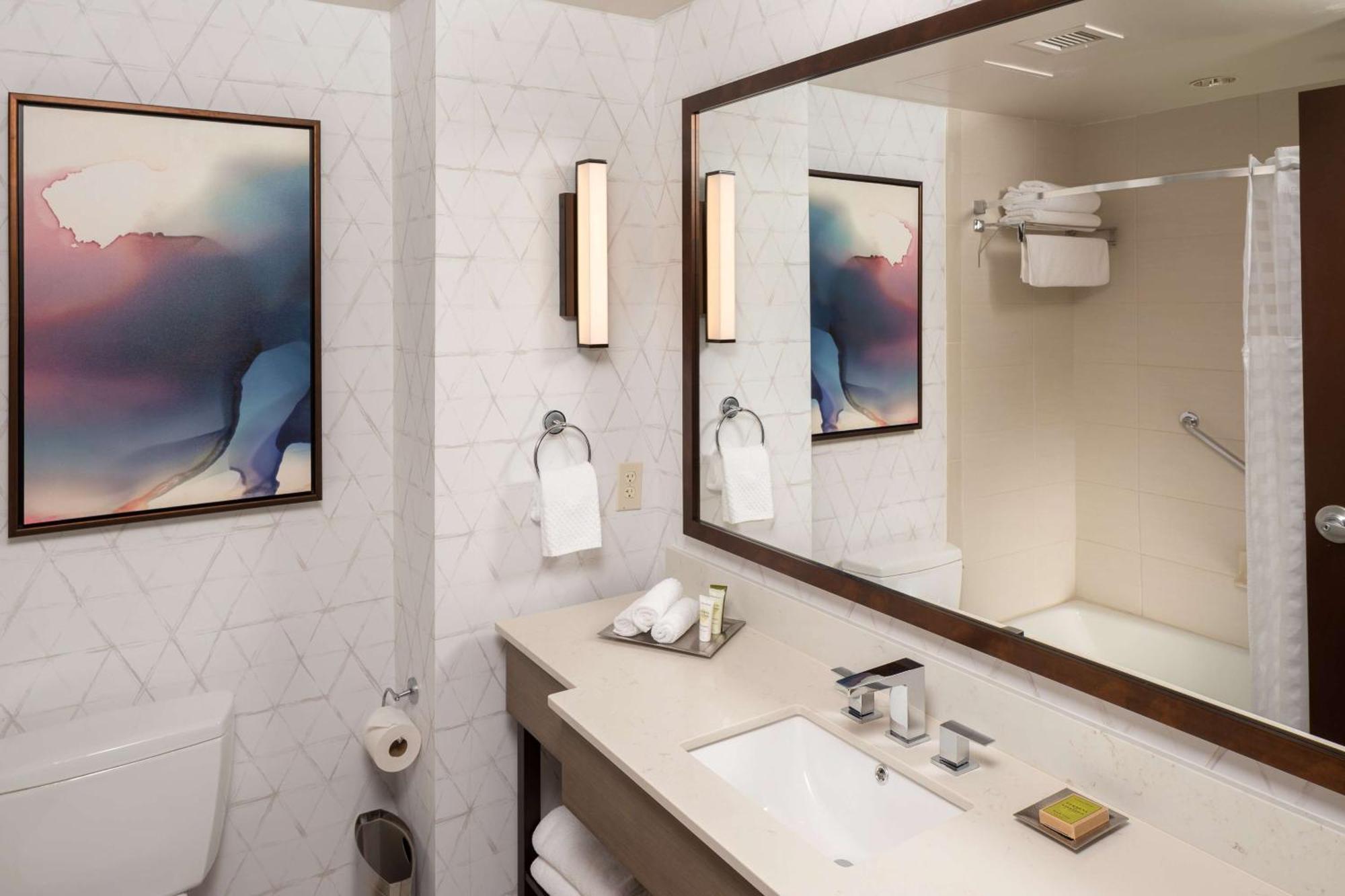 Hilton Asheville Biltmore Park Bagian luar foto