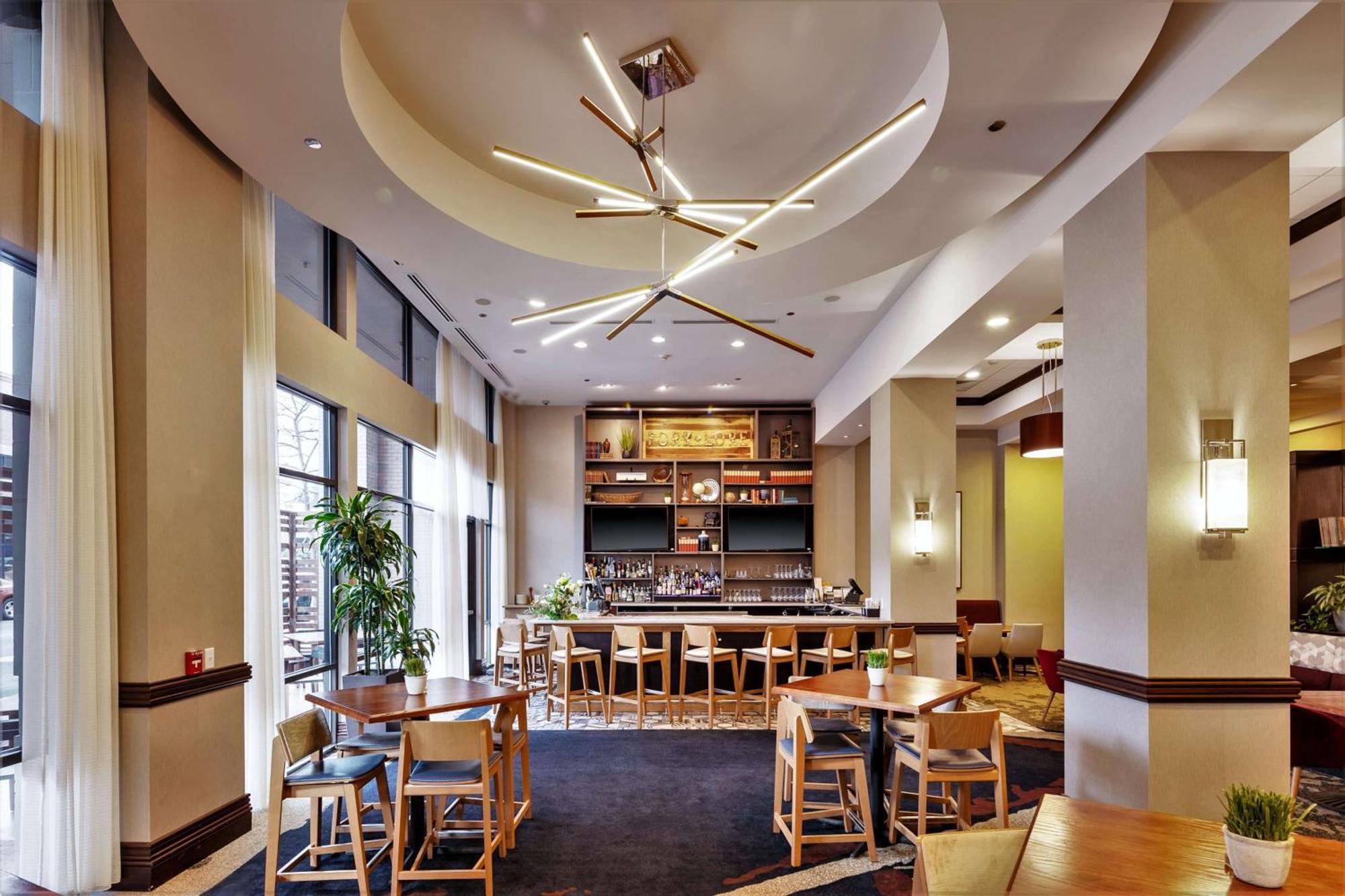 Hilton Asheville Biltmore Park Bagian luar foto