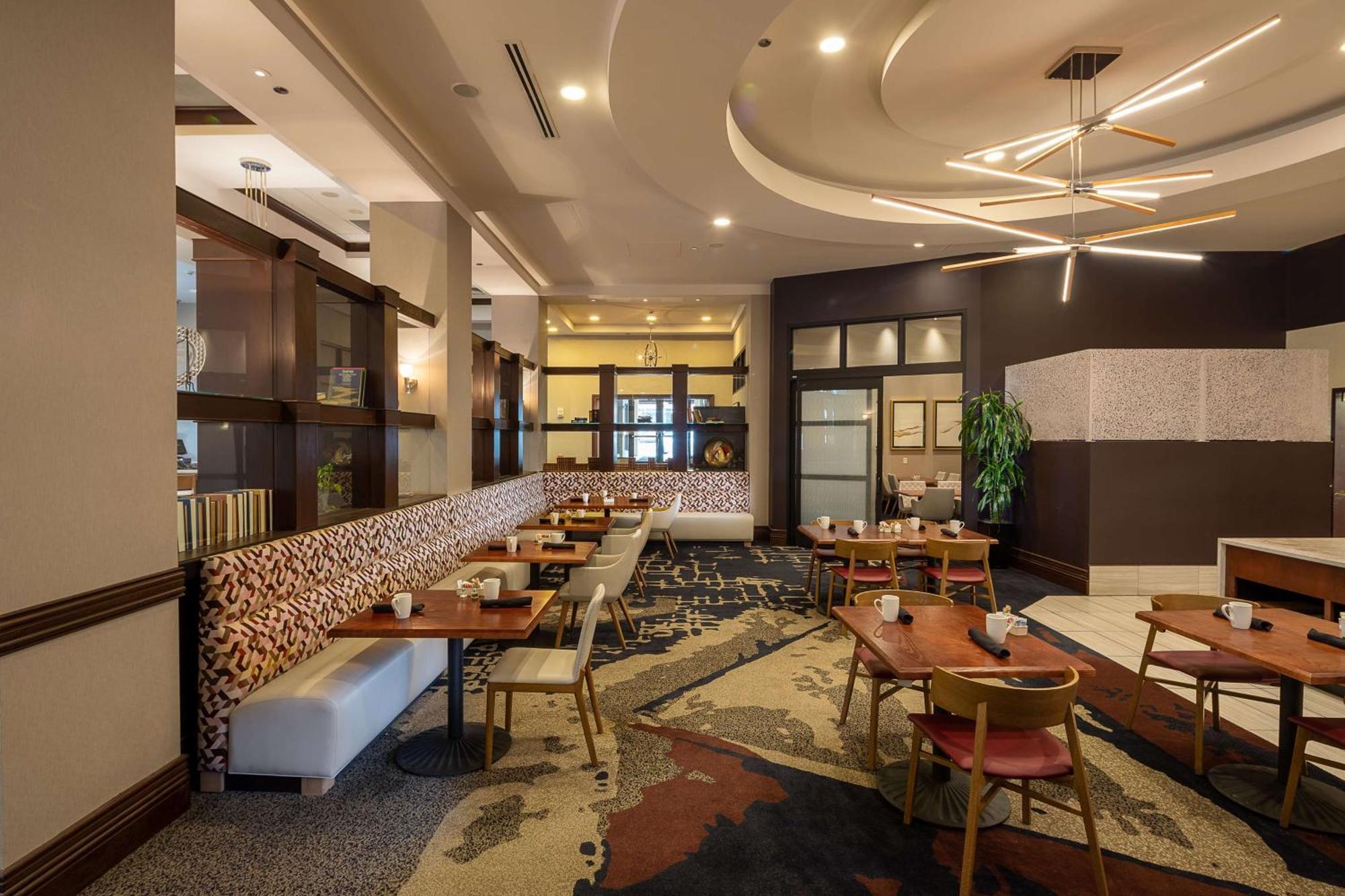 Hilton Asheville Biltmore Park Bagian luar foto